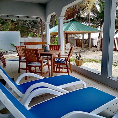 Roz A Mer - Beach Apartment Takamaka Bagian luar foto