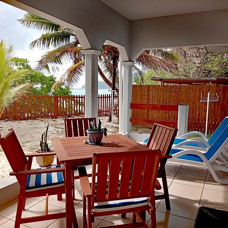 Roz A Mer - Beach Apartment Takamaka Bagian luar foto