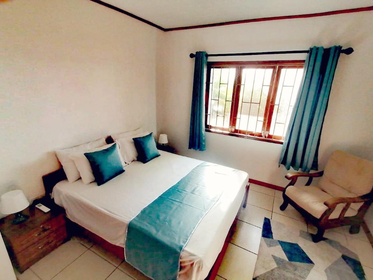 Roz A Mer - Beach Apartment Takamaka Bagian luar foto