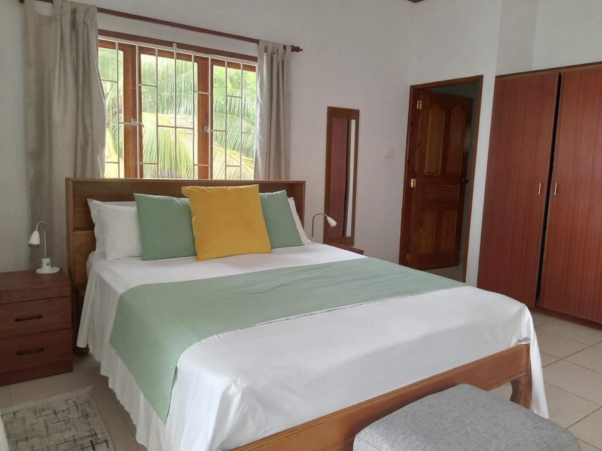 Roz A Mer - Beach Apartment Takamaka Bagian luar foto