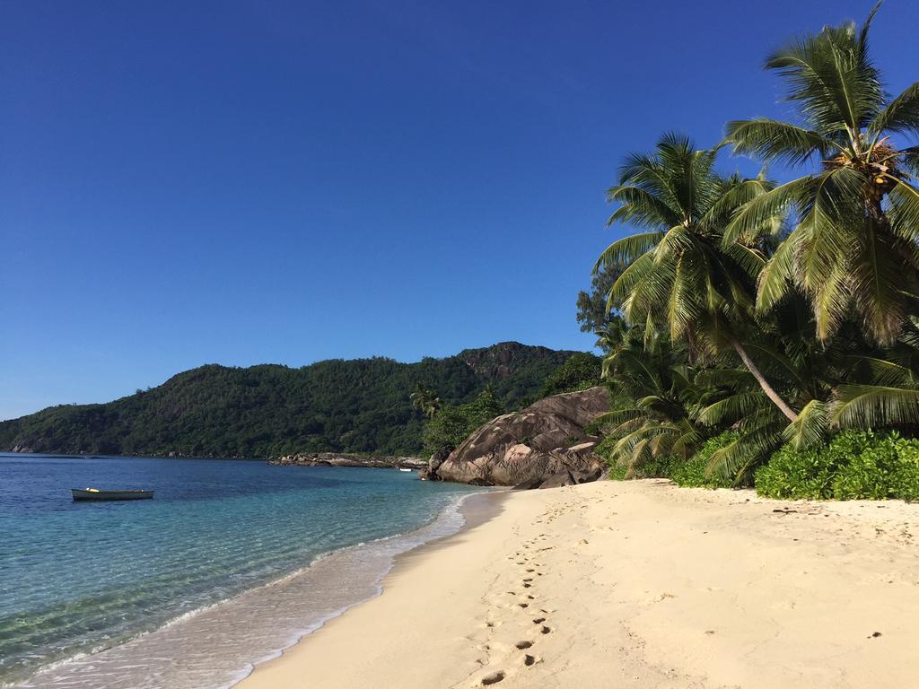 Roz A Mer - Beach Apartment Takamaka Bagian luar foto